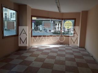 Lloguer Local Comercial a Piscinas. Inmueble luminoso y céntrico en zona centro de vila-real.