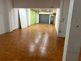 Lloguer Local Comercial a Madrigal. Proximidades campo de futbol la cerámica vila-real