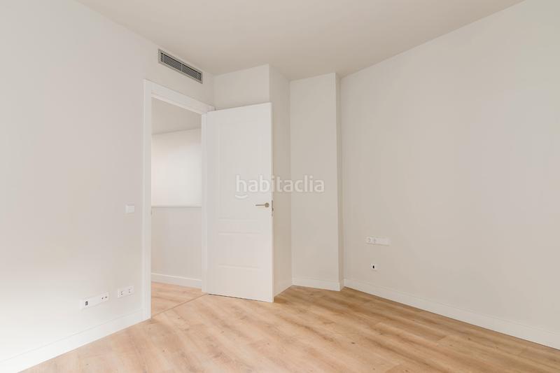 Foto 39452f02-0d84-4786-a25b-be662515ddb3. Pis a carrer de bellmirall 2 a Centre-Barri Vell Girona