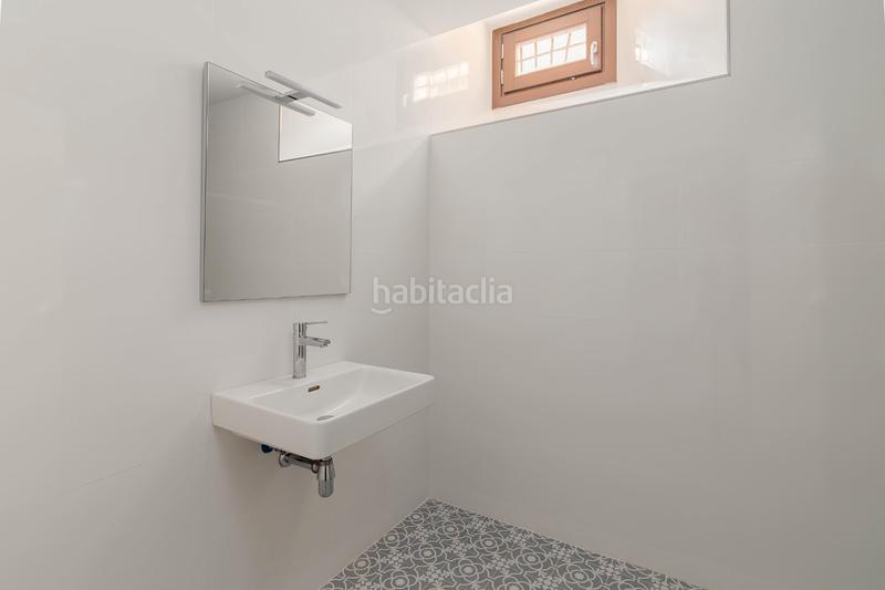Foto 6d42444f-9aa4-4529-994f-81eafdf50efd. Pis a carrer de bellmirall 2 a Centre-Barri Vell Girona