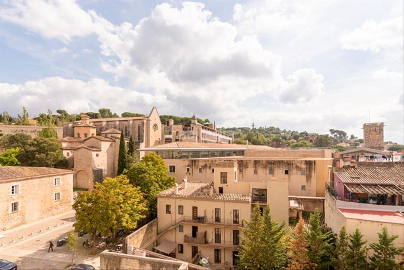 Foto b3fc1df0-ae10-45db-b454-9bb24f89f6e2. Dachwohnung in carrer de bellmirall 2 in Centre-Barri Vell Girona