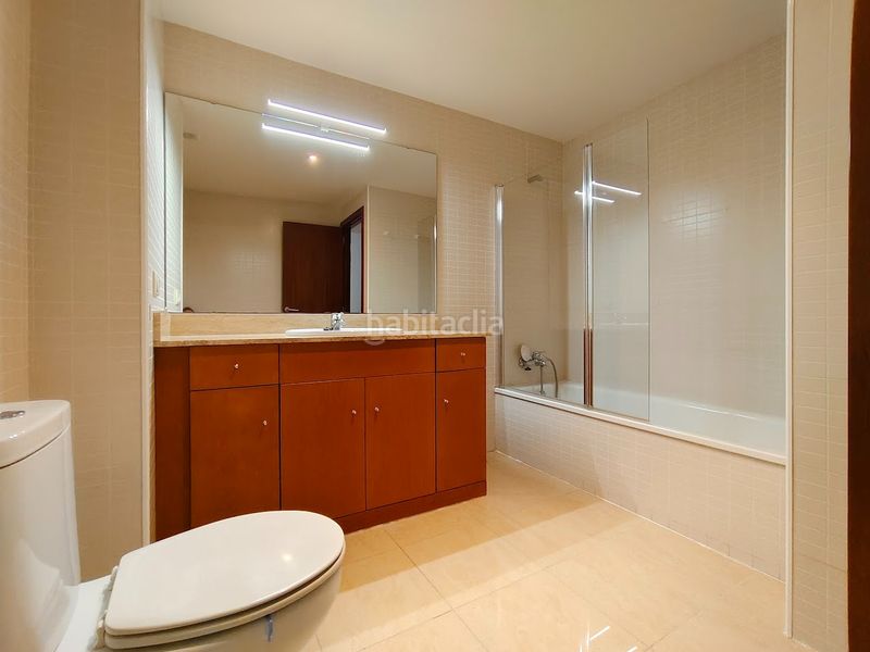 Foto 1039d6b7-692c-4fd8-a3f9-8b143e2fd4f0. Piso en Eixample Sud-Migdia Girona