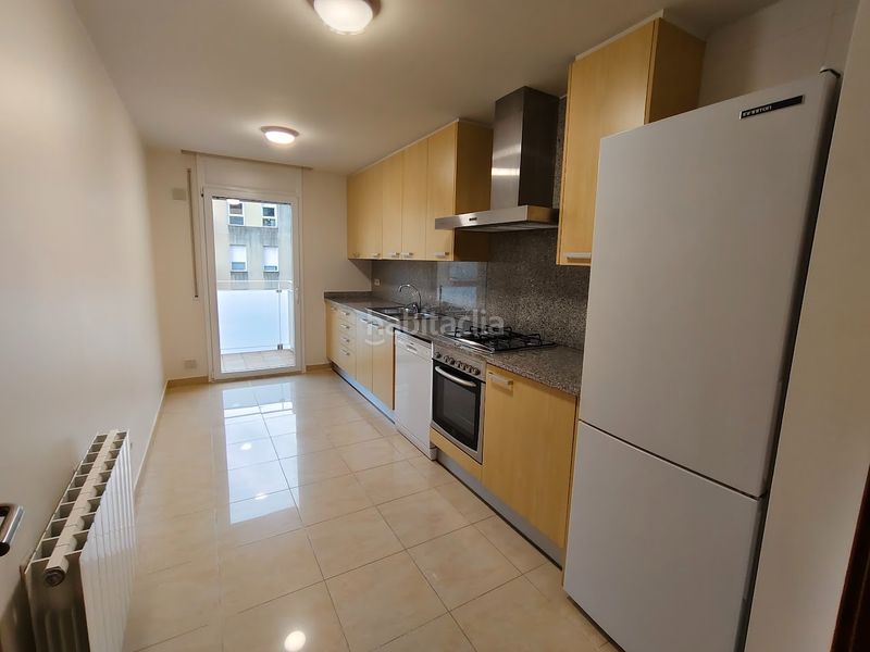 Foto e1ede7c7-72ac-426a-aada-a78eb91194f1. Piso en Eixample Sud-Migdia Girona