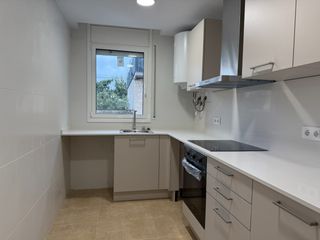 Location Appartement  Carrer rosa dels vents. No deixis escapar aquesta joia! pis de lloguer reformat a cerver