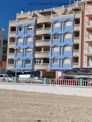 Pis a Zona Playa de los Locos. Piso en torrevieja a 30 metros del mar 115 m2 con piscina