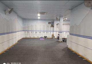 Local Comercial a Petrer. Local de 100 m2 en petrer ideal para gimnasio