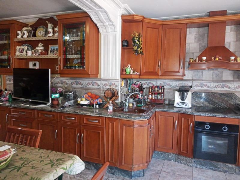 Foto ba37dd35-b7fd-46a3-97dd-dee44a78c0f5. Maison dans Plaza Castelar - Mercado Central Elda