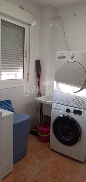Foto 14e5c34d-7fb5-4654-8e3c-602ed14e59f1. Casa con riscaldamento in Petrer