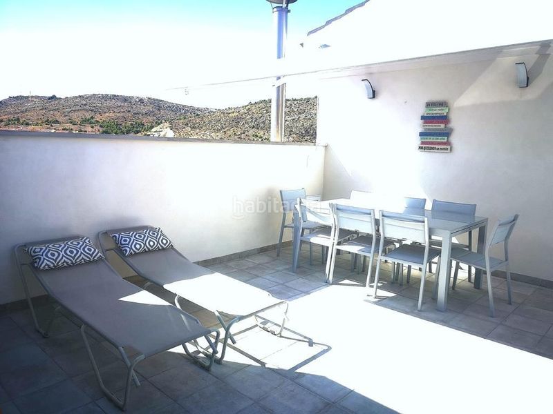Foto d5bd96de-74b4-42ee-ab06-81932036b379. Casa con riscaldamento in Petrer