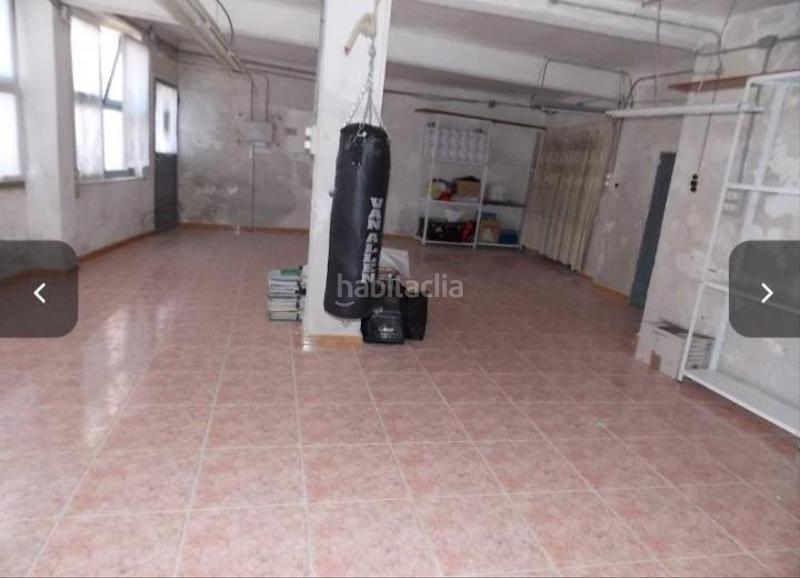 Foto af6a25b6-245d-4171-b18a-3d2853bd696f. Édifice dans Petrer