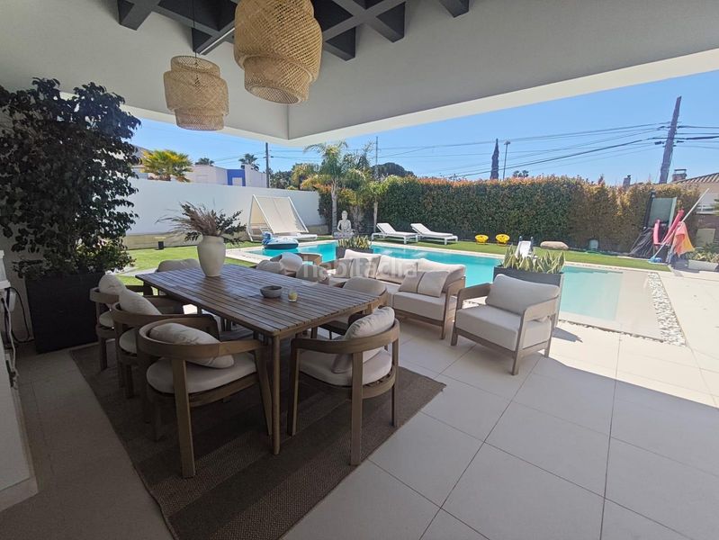 Foto a8287b45-8211-4734-b720-1a2e99d128cc. Xalet amb calefacció aparcament piscina a Petrer
