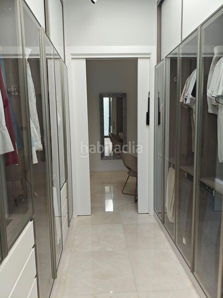 Foto d8d8f743-1853-406d-8a73-38bb16de43c0. Xalet amb calefacció aparcament piscina a Petrer