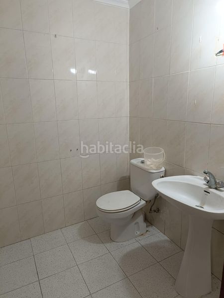 Foto 29c6d688-321b-43ce-a142-426f829454a0. Lloguer local comercial a Petrer