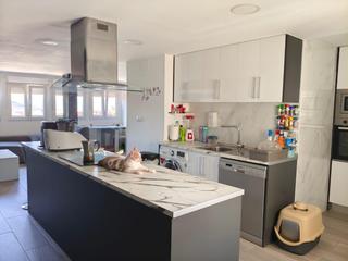 Etagenwohnung en Petrer. Piso totalmente reformado en petrer