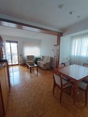 Pis en Plaza de Toros-Avenida Chap-Trinquete. Piso en centro de elda amueblado y con electrodomesticos