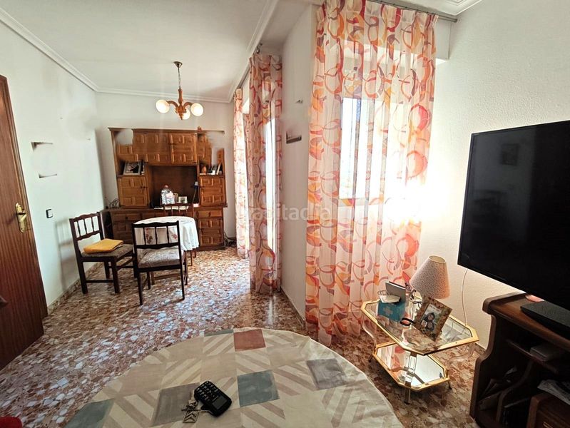 Foto cbfe7077-7665-4581-81c9-8100d2bdb3cc. Casa con parcheggio in San Crispín-Huerta Nueva-Estación Elda