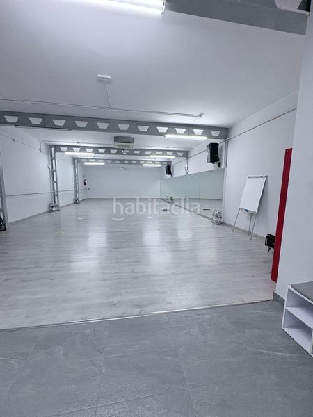 Foto 12258e92-82b4-4035-8a5e-5735fa9b39c7. Location local commercial dans Petrer