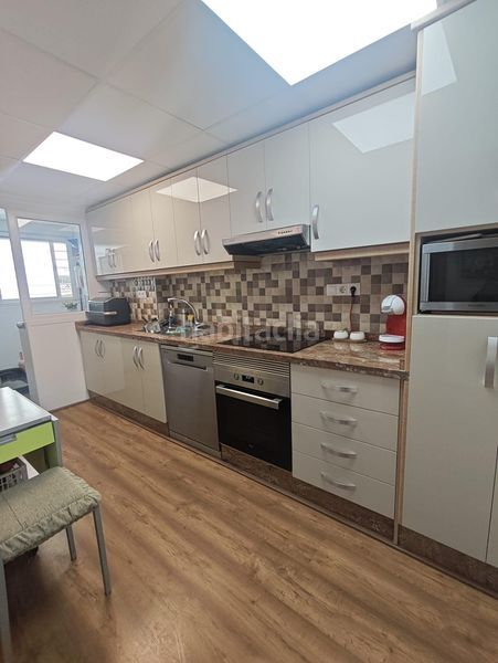 Foto ef11ff08-039e-40cc-8659-24c31e42ed2a. Casa adossada amb aparcament a Sax