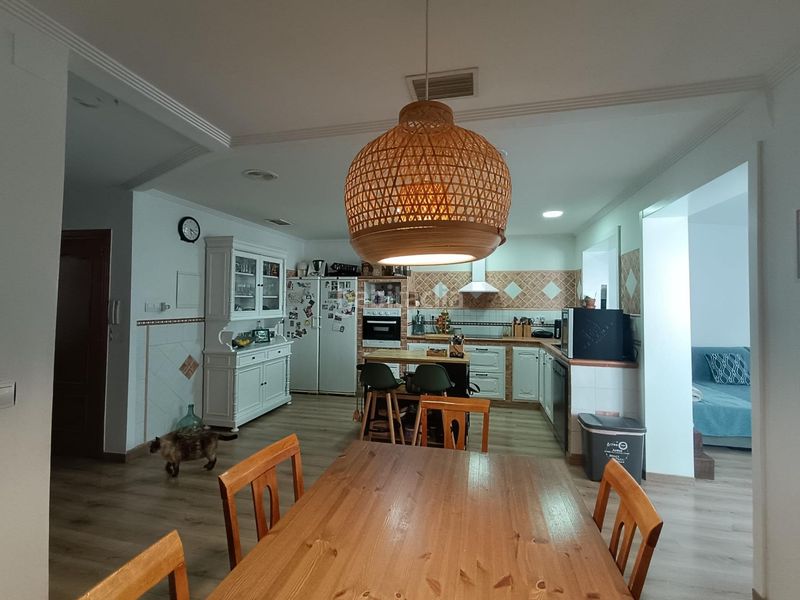 Foto 1b4f2a14-718a-4a33-bcd3-bae5d86a073d. Casa in Petrer