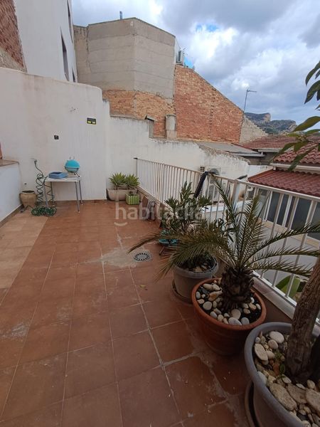 Foto d7be9d83-f098-4e41-a4ab-4ff27e9e6c39. Casa in Petrer
