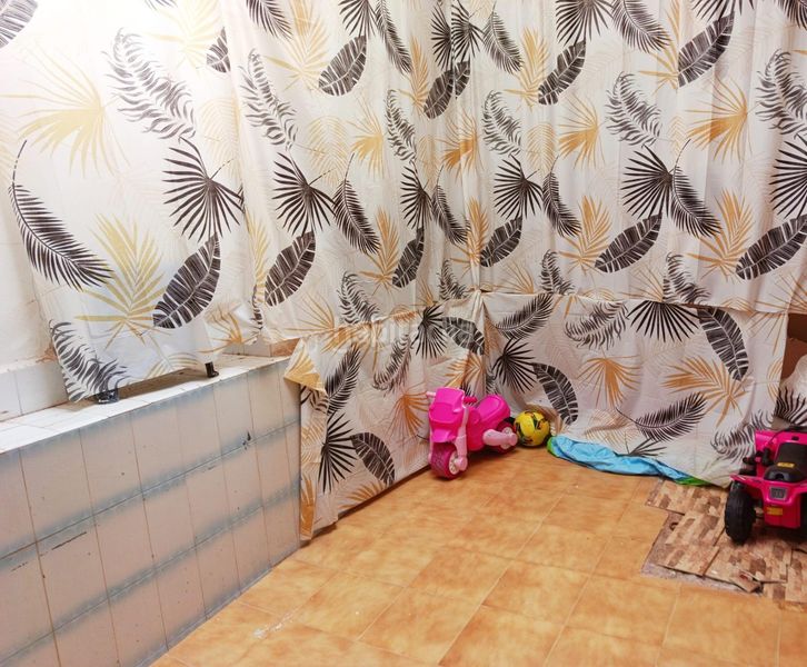 Foto b574fce9-452f-4fd9-9a0a-541d6b339d50. Casa a Centro Elda