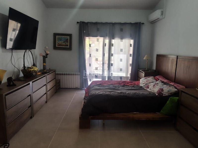 Foto 28ae86d0-3280-4c31-abd0-86530a6fac1e. Chalet  en loma badá, en Petrer