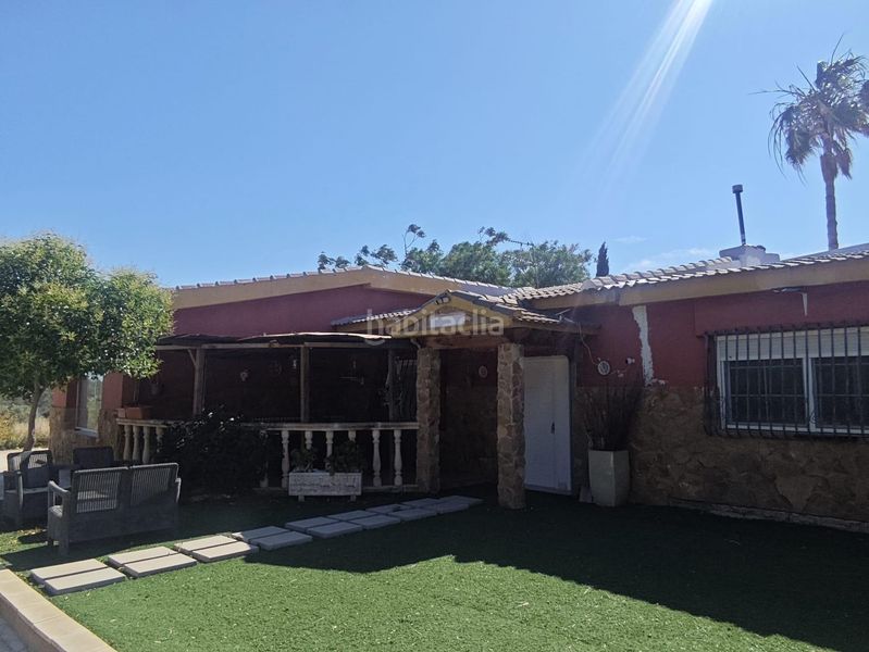 Foto 2ded427d-8716-4ba6-bc80-ce3437e0e256. Chalet  en loma badá, en Petrer