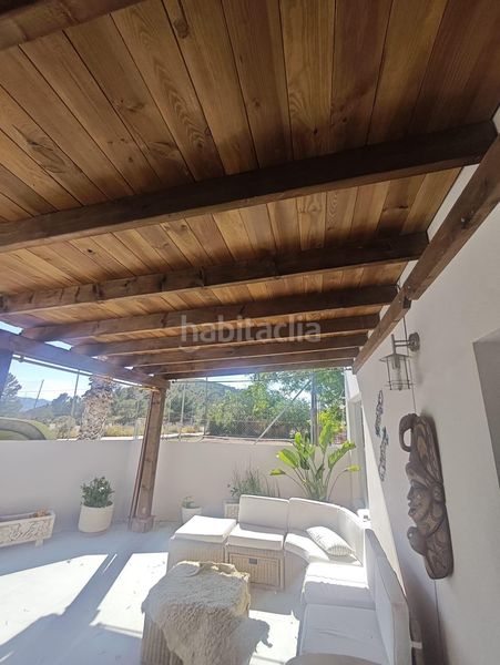 Foto 4aab40b4-3a7f-4799-b319-190973a7b475. Chalet  en loma badá, en Petrer