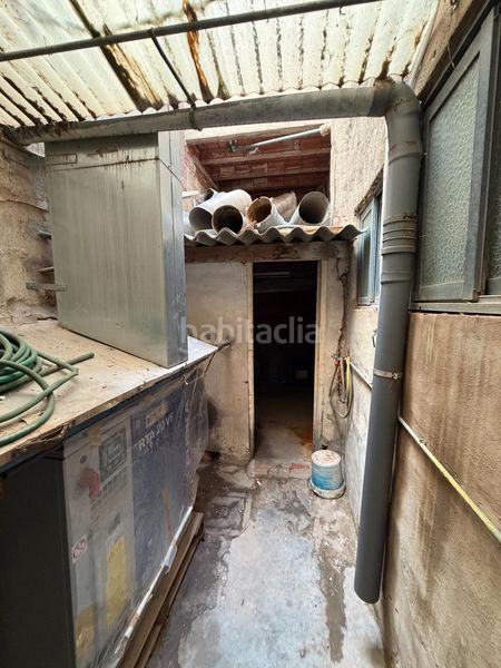 Foto 55a8c133-1862-42e5-ae69-01d3db6b03dc. Nau industrial a Petrer