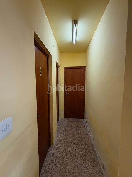 Foto f1f76e3a-03fd-4854-a794-757c0db85197. Nau industrial a Petrer