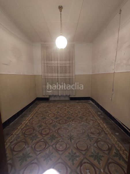 Foto 07d4b8eb-a0ee-4b20-b35b-2b8ab3cf0888. Maison avec parking dans Plaza de Toros-Avenida Chapí-Trinquete Elda