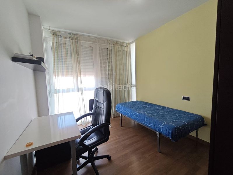 Foto 491c7ee1-f524-4924-b866-91eae765fa7b. Rent flat in Petrer