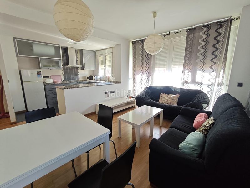 Foto b69b868d-8524-4b35-82b5-e1f382a0c093. Rent flat in Petrer