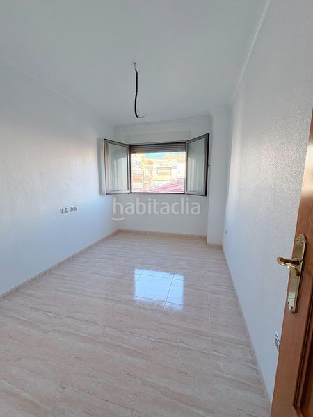 Foto f50f0692-5a60-443b-a243-55db3064cd89. Pis a Petrer