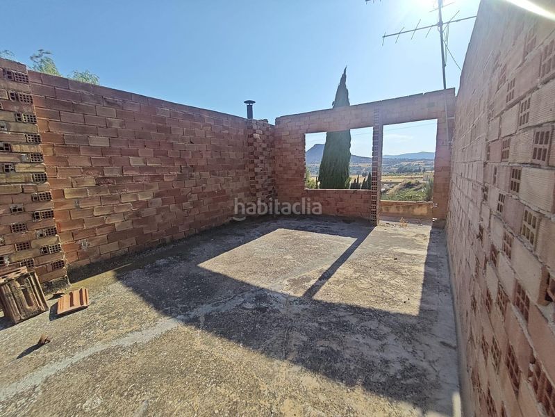 Foto 09b51042-fe6d-44b6-98f8-80d0ffad6935. Casa amb aparcament piscina a Petrer