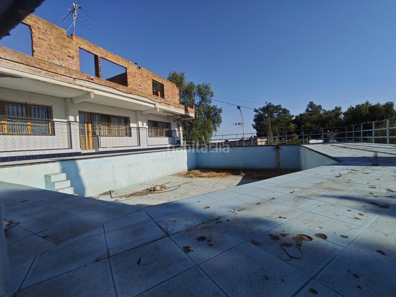 Foto 512e79f0-4fbe-44f0-8379-823516111b30. Casa amb aparcament piscina a Petrer