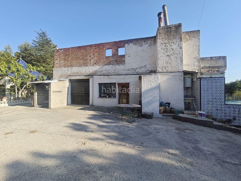 Foto 762a4dce-8d96-4a77-b700-ddfb0a75b4cc. Casa amb aparcament piscina a Petrer