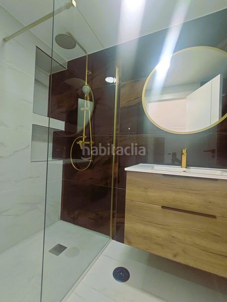 Foto fe93d55f-bd63-42ce-8d72-d43cf160b253. Pis amb aparcament a Petrer