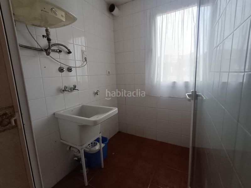 Foto 061cad8d-5eb8-4d27-85c8-e61f50815e06. Casa a schiera con parcheggio piscina in Petrer