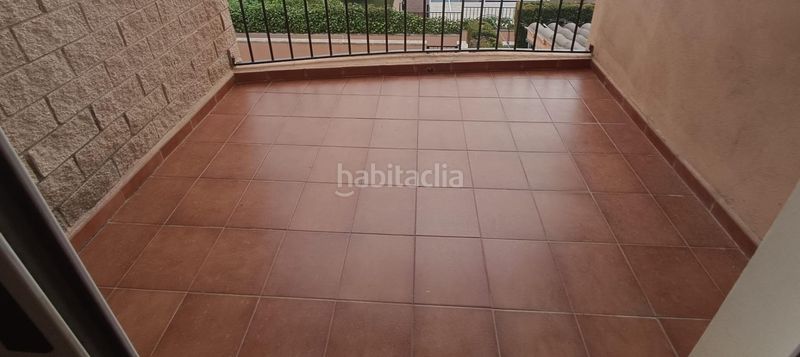 Foto 47663ebf-10ef-40c8-8795-461f945c59ef. Casa a schiera con parcheggio piscina in Petrer