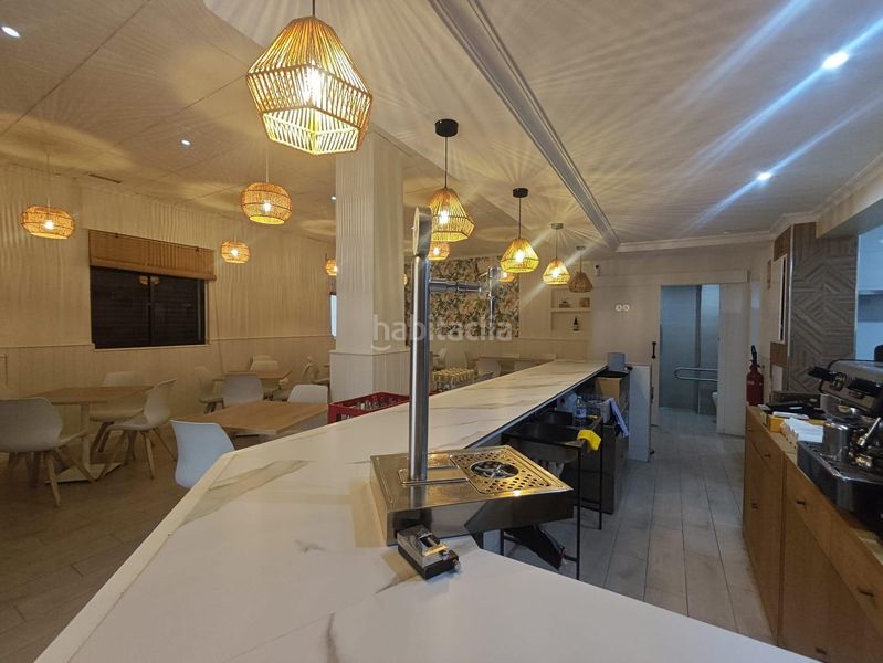 Foto bdb25bc2-fce9-41b3-ab52-43564225b860. Lloguer local comercial a Petrer