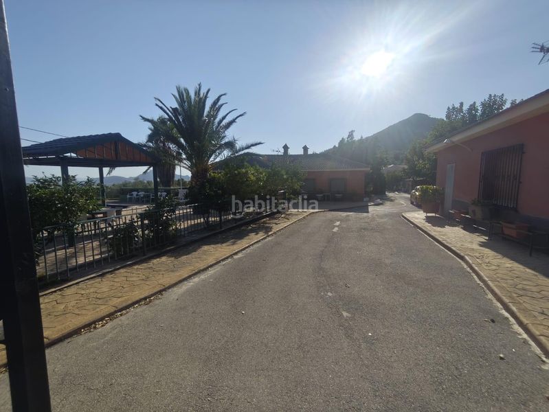 Foto 1a68d693-5d3e-4323-9097-68241195770f. Masia amb piscina a Sax