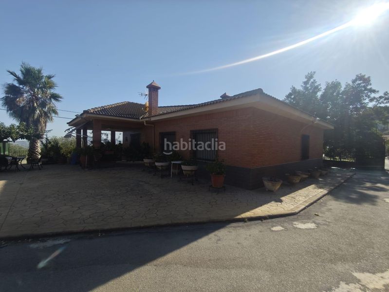 Foto 336e8861-35c2-457d-ad57-d2b699784059. Masia amb piscina a Sax