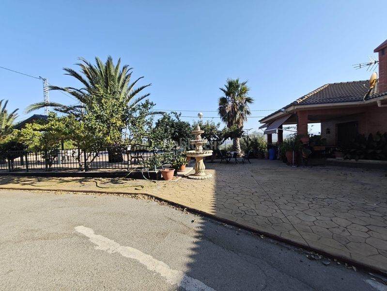Foto 515c1789-4f07-4754-9bbb-bb66d08223c6. Masia amb piscina a Sax
