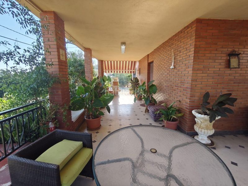 Foto bc9bb52b-7747-40e9-8848-39692fb0497a. Masia amb piscina a Sax