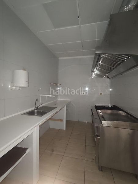 Foto 3d8f4fec-7ff4-49bf-baf9-d804182fe43d. Local comercial a Petrer