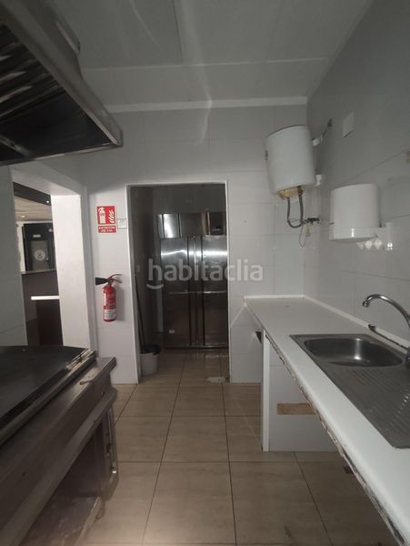 Foto 3f5a2430-1c5a-4cb0-ab5b-793acb30f617. Local comercial a Petrer