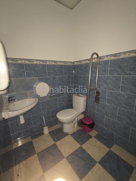 Foto 5c9085b4-7f9b-4262-b7d5-e3240857d2b2. Local comercial a Petrer