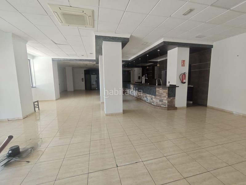 Foto b3aa70b7-e5fa-4195-b4be-c9ef6f1ea9cb. Local comercial a Petrer
