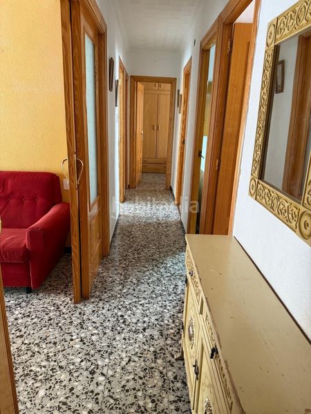 Foto 88c084b7-be5a-4b5d-b6b2-dfd66b996f41. Piso  con 4 dormitorios en Petrer